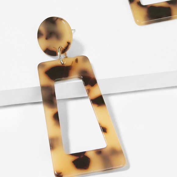 🔥Tortoise Shell Geo Drop Earring - Picture 3 of 3